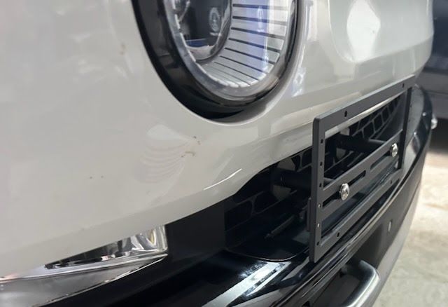 Sly Bracket for RIVIAN with mesh lower grille.