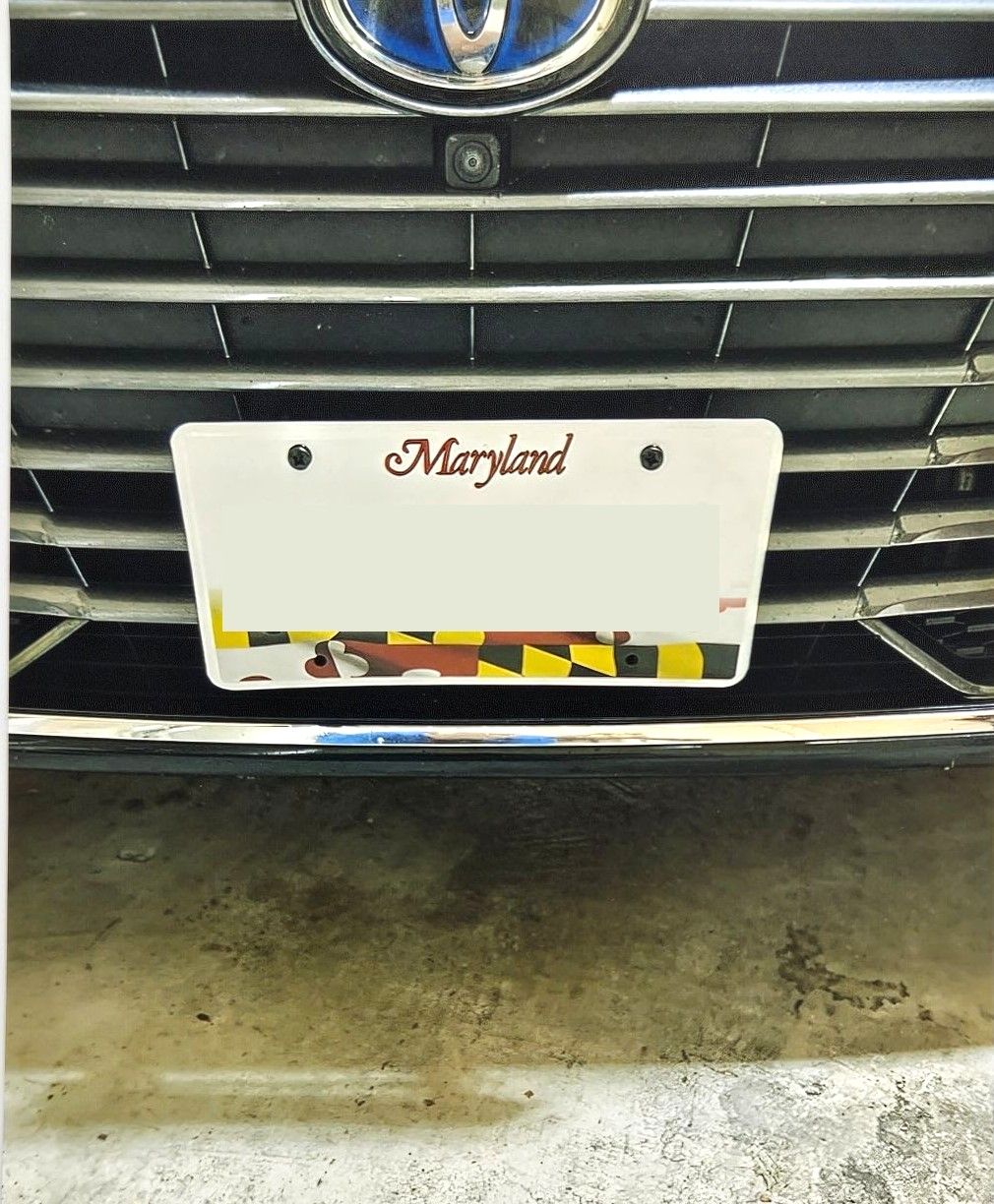 Sly Bracket fits Toyota models with horizontal slats lower grille.