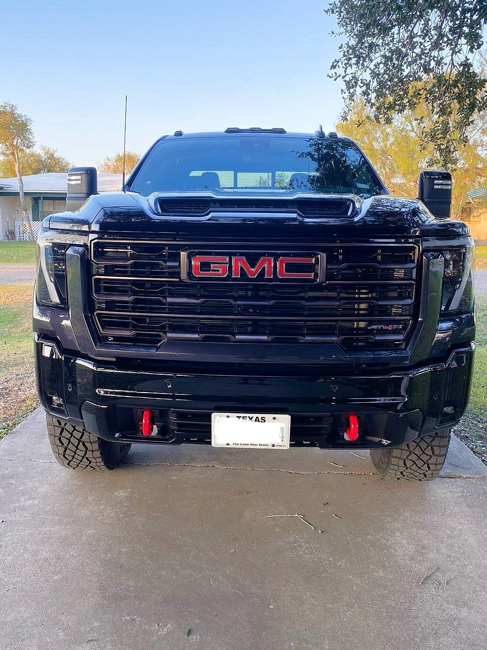 Sly Bracket fits GMC Sierra 2500 with horizontal slats lower grille.