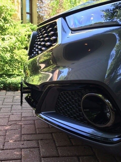 Sly Bracket for Acura models with mesh-style lower grille.