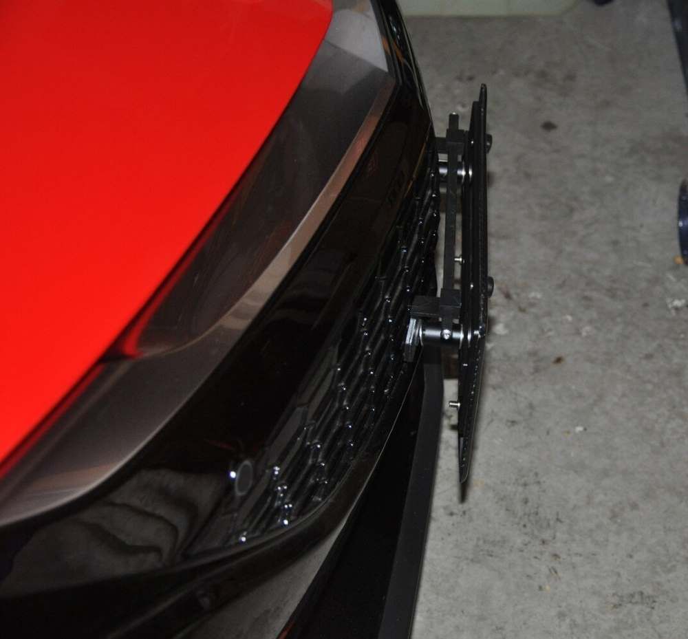 Sly Bracket for Acura NSX featuring a mesh-style lower grille.