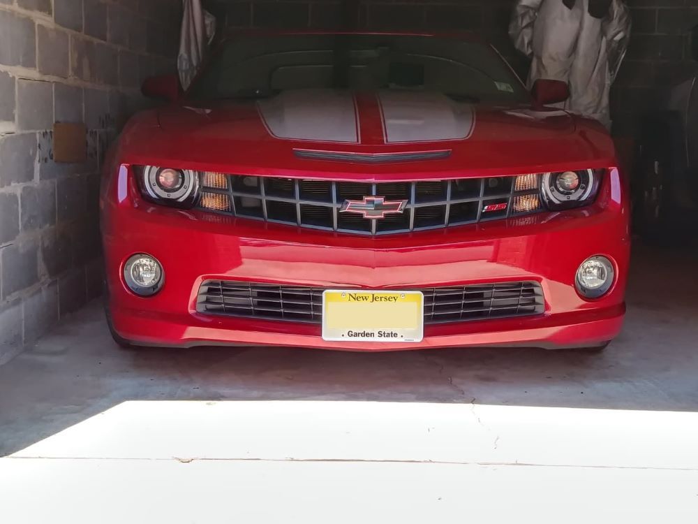 Sly Bracket fits Chevy Camaro with horizontal slats lower grille.