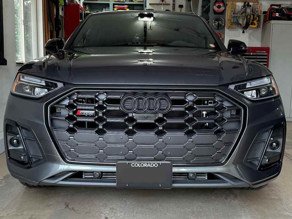 Sly Bracket for Audi Q5/SQ5 featuring with Horizontal or Vertical slats Lower Grille