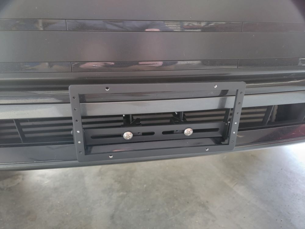 Sly Bracket for Audi Q5/SQ5 featuring with Horizontal or Vertical slats Lower Grille