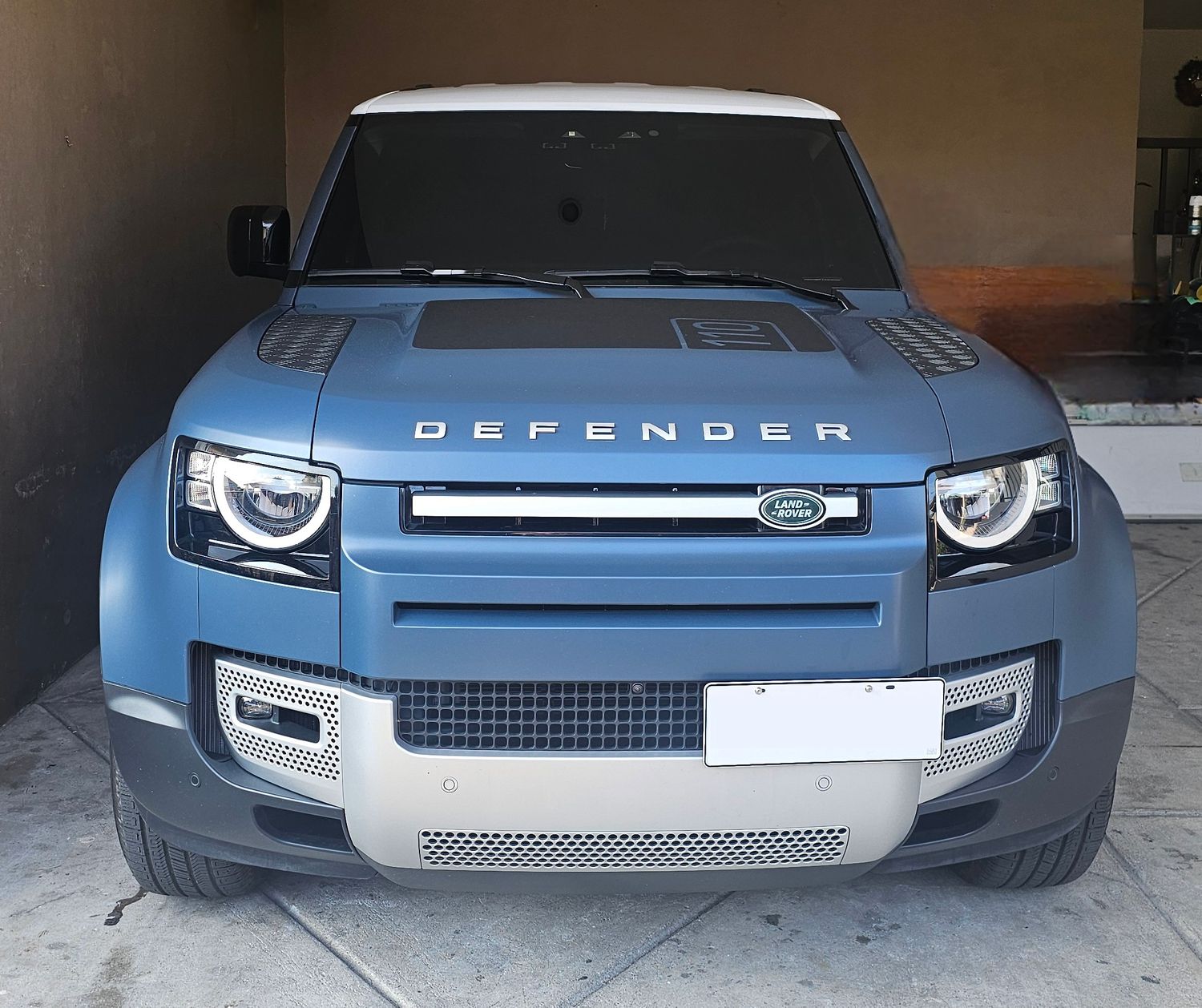 2020-2026 Land Rover Defender no drill no holes license plate frame holder mount bracket relocator 110 130 90 OCTA 