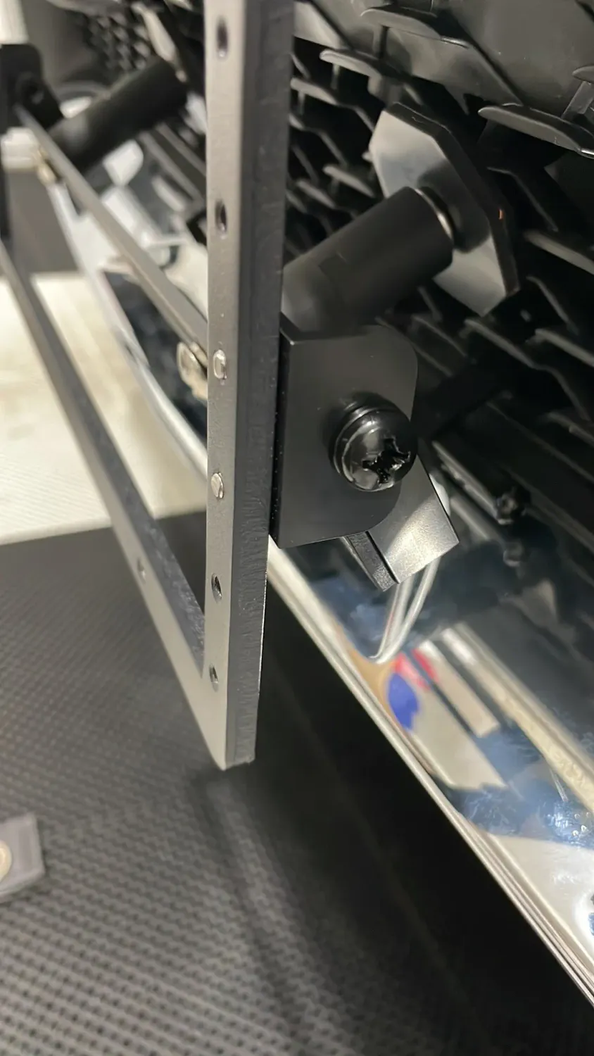 Leveler (Recommended for Most Vehicles with a Sly Bracket)