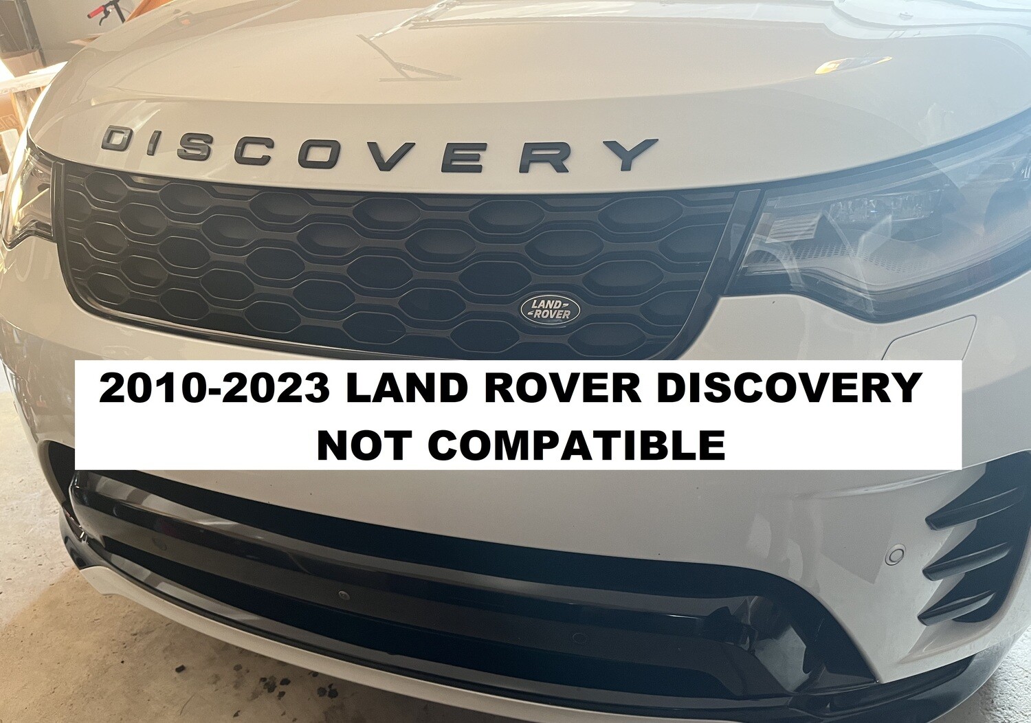 Sly Bracket for Land Rover models with mesh-style lower grille.
