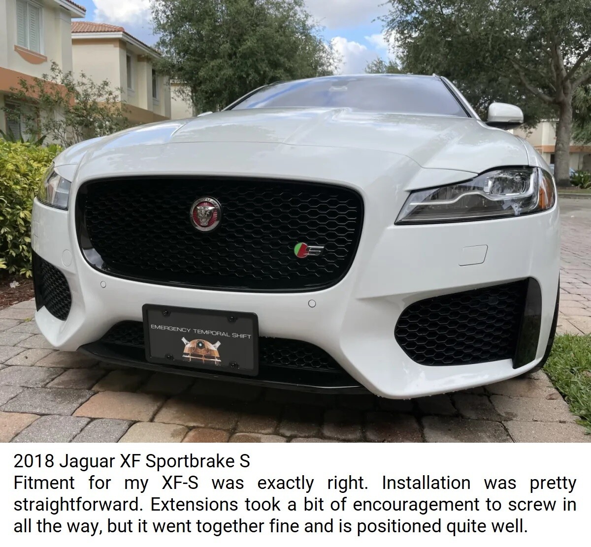 Sly Bracket for Jaguar models with mesh-style lower grille.