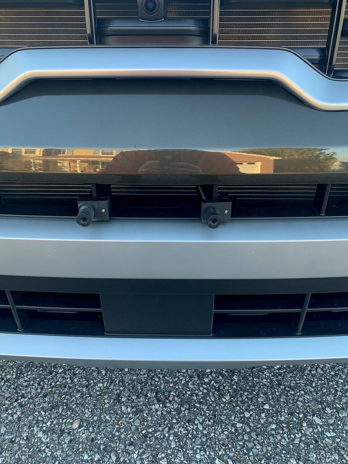 Sly Bracket for 2023-2025 Kia Telluride with VERTICAL slats Lower Grille.