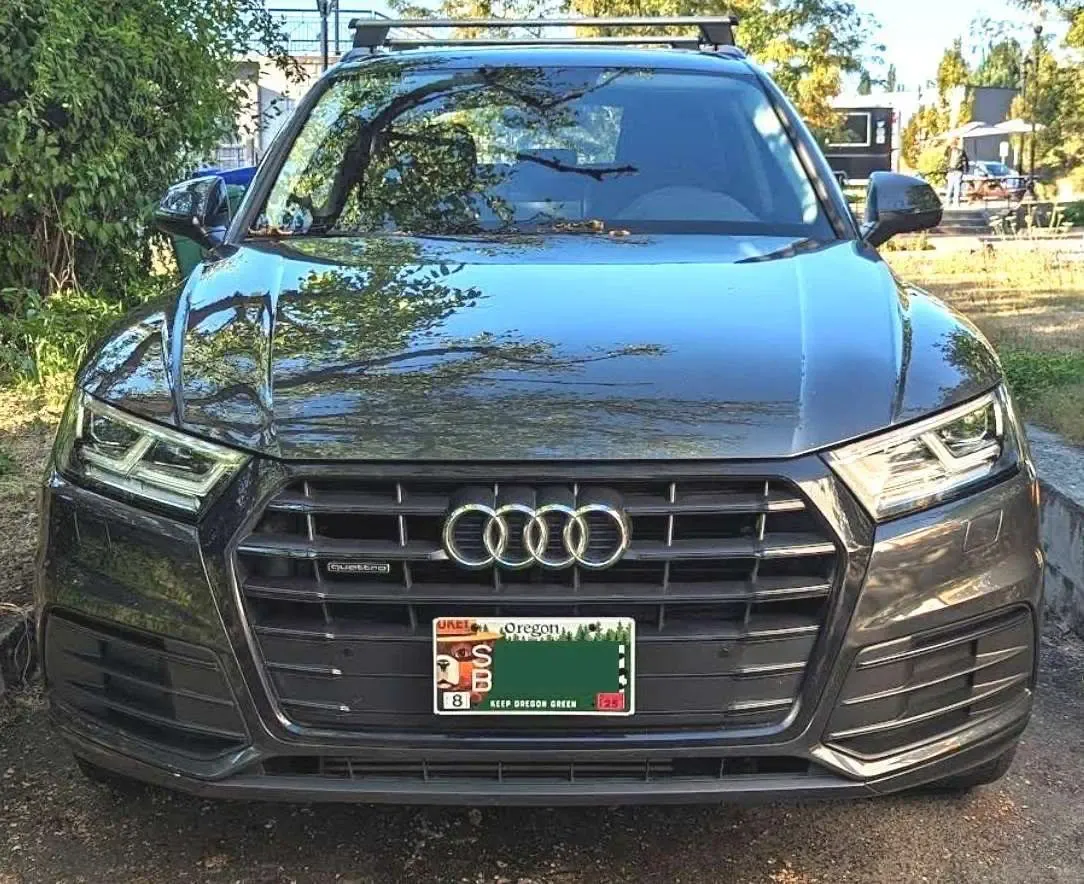 Ture No-Holes No-Drill License Plate Bracket Holder Mount Relocator for Audi Q5 SQ5