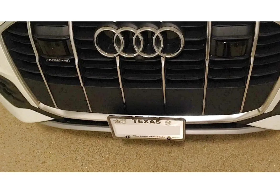 True no-drill license plate bracket for AUDI Q7 SQ7 no holes grille mount holder relocator