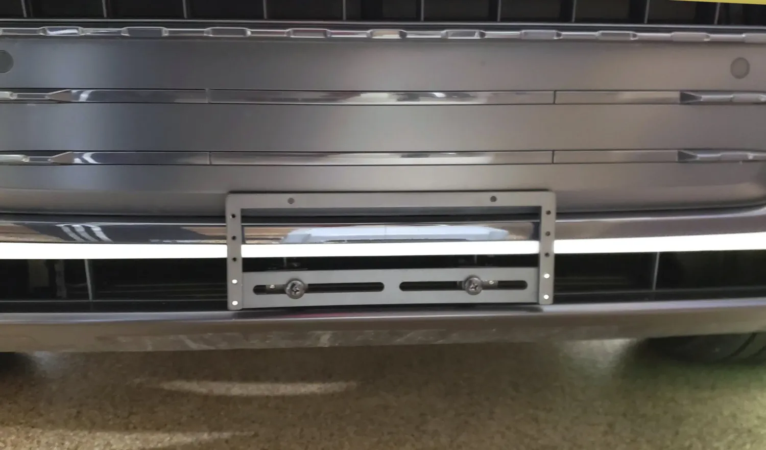 True no-drill license plate bracket for AUDI Q7 SQ7 no holes grille mount holder relocator