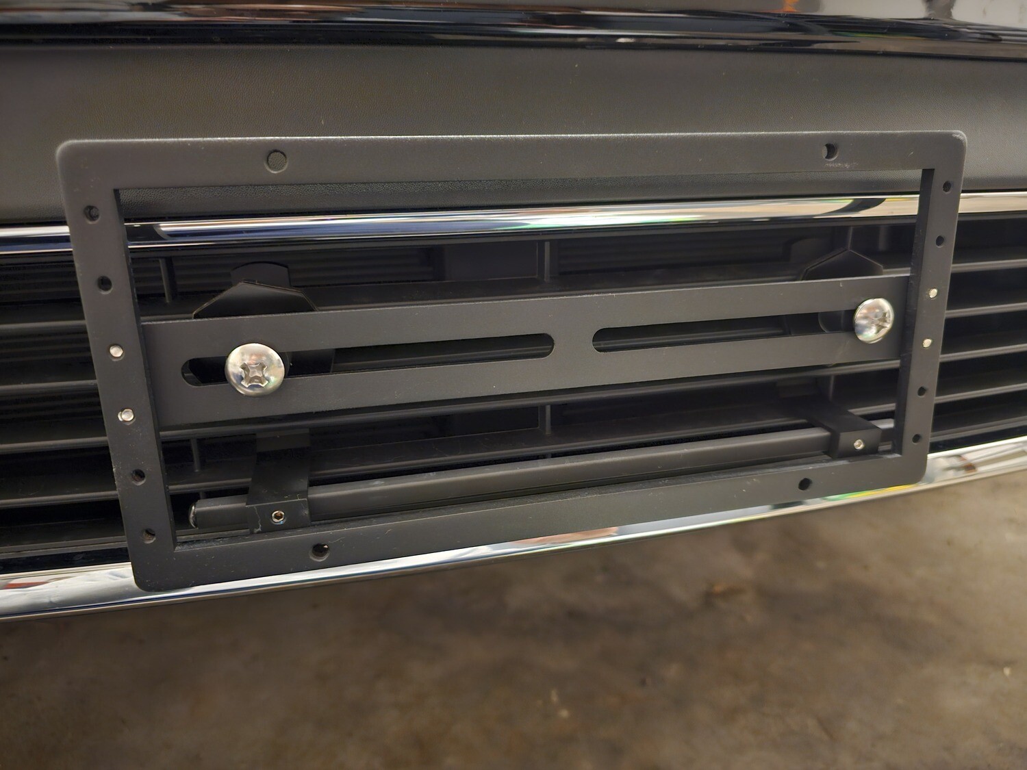 True no drill front license plate bracket for 2023-2024 MERCEDES EQB 300 no holes grille mount frame relocator