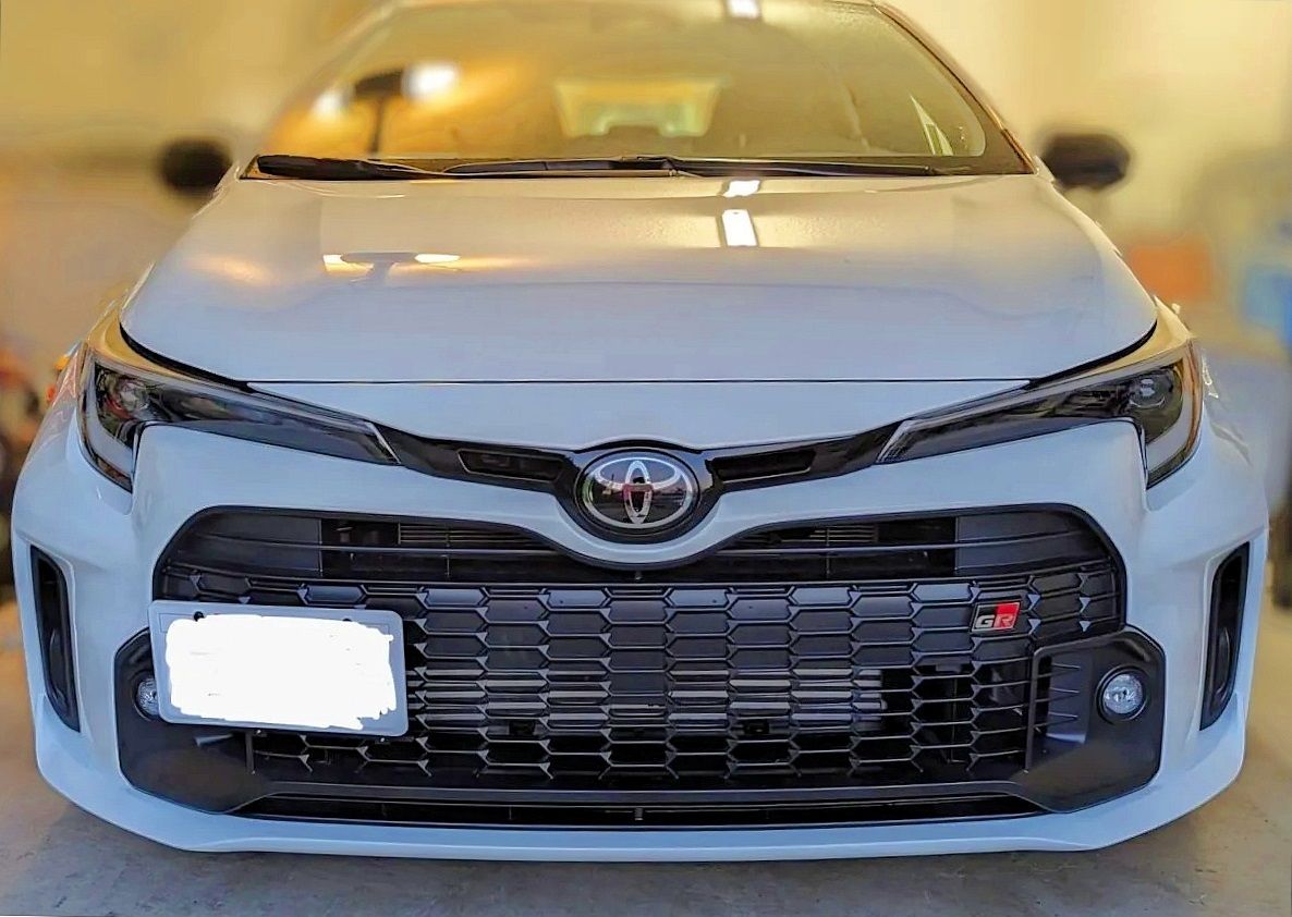 True no-drill license plate bracket for Toyota Corolla plate holder grille mount relocator no holes