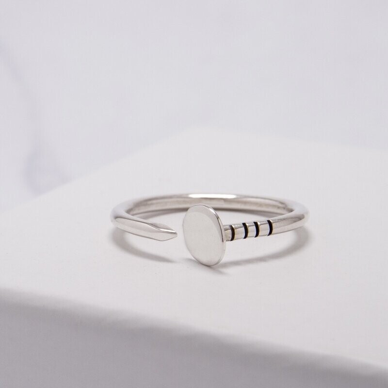 Nail Ring