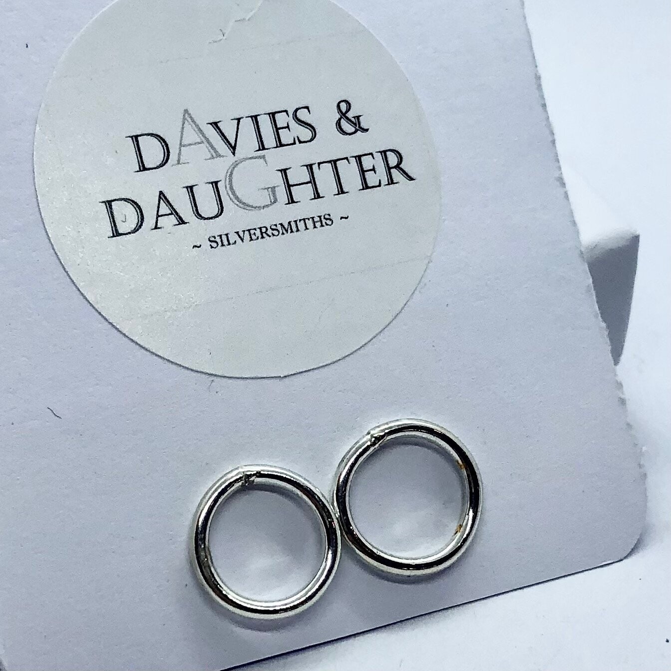 Front Facing Hoops