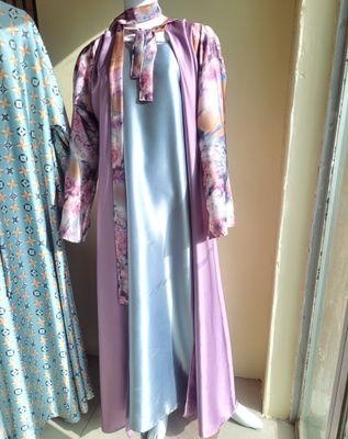 Nazia ROBE