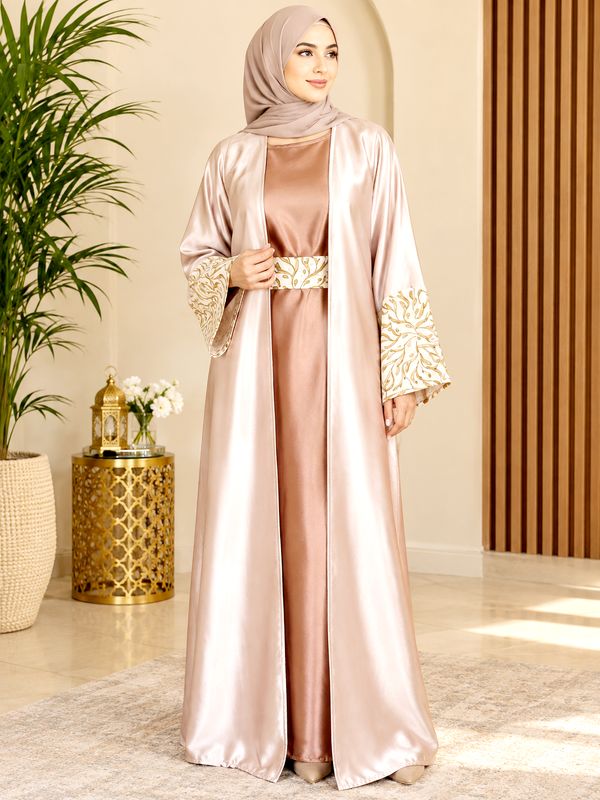 Suhaila Robe