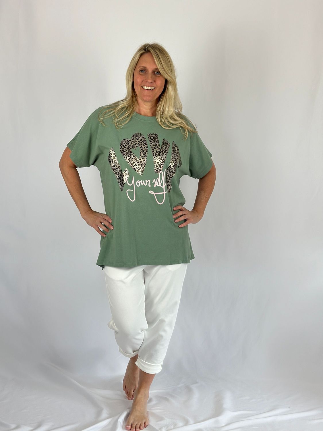 T-Shirt "Love Leo", khaki