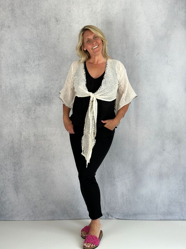 Bolero leicht gehäkelt, creme