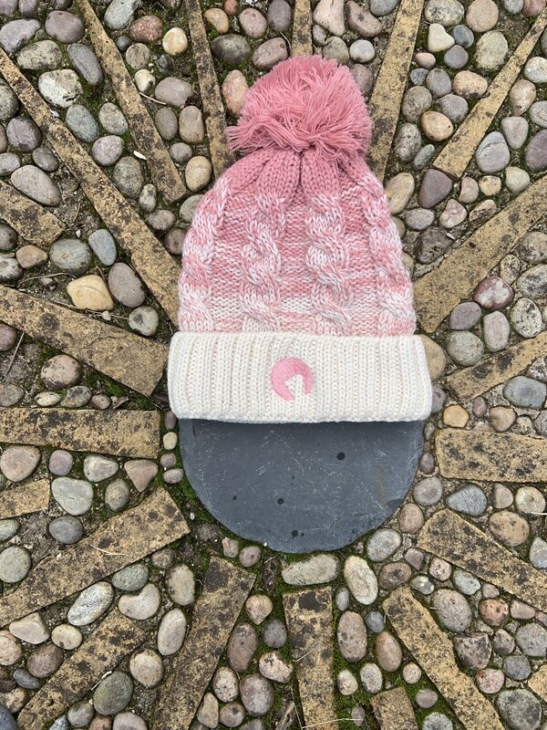 Peninsula Living Yogi Snug Bobble hat