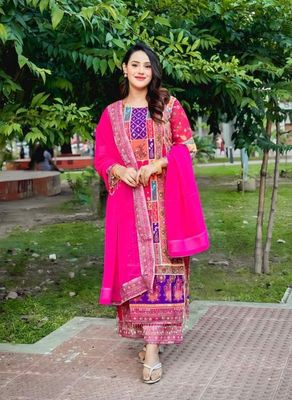 Tuhi Ladies Muslin designer suit with dupatta and Pant