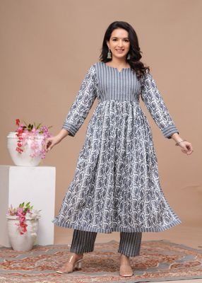 Naira Cut Cotton Kurtis Pant Set With Cotton Dupatta
