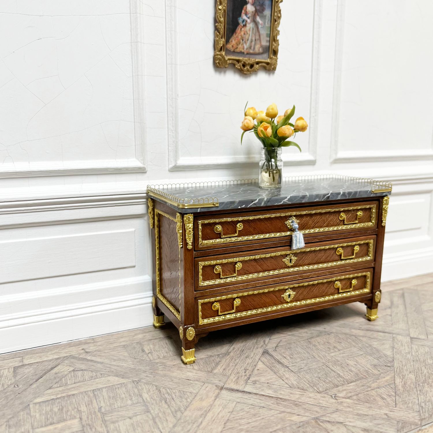 Louis XVI commode