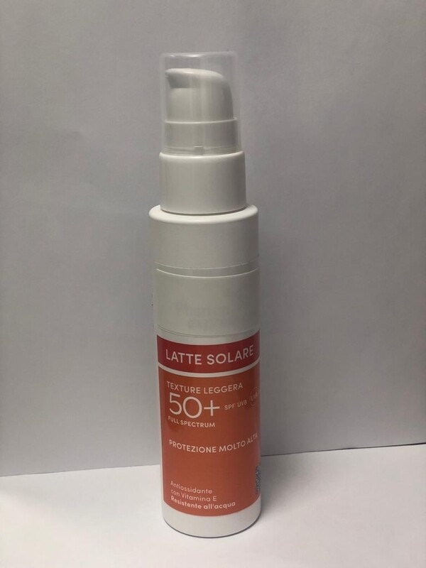 PHARMANTICA latte protezione solare 50+ spray 100 ml