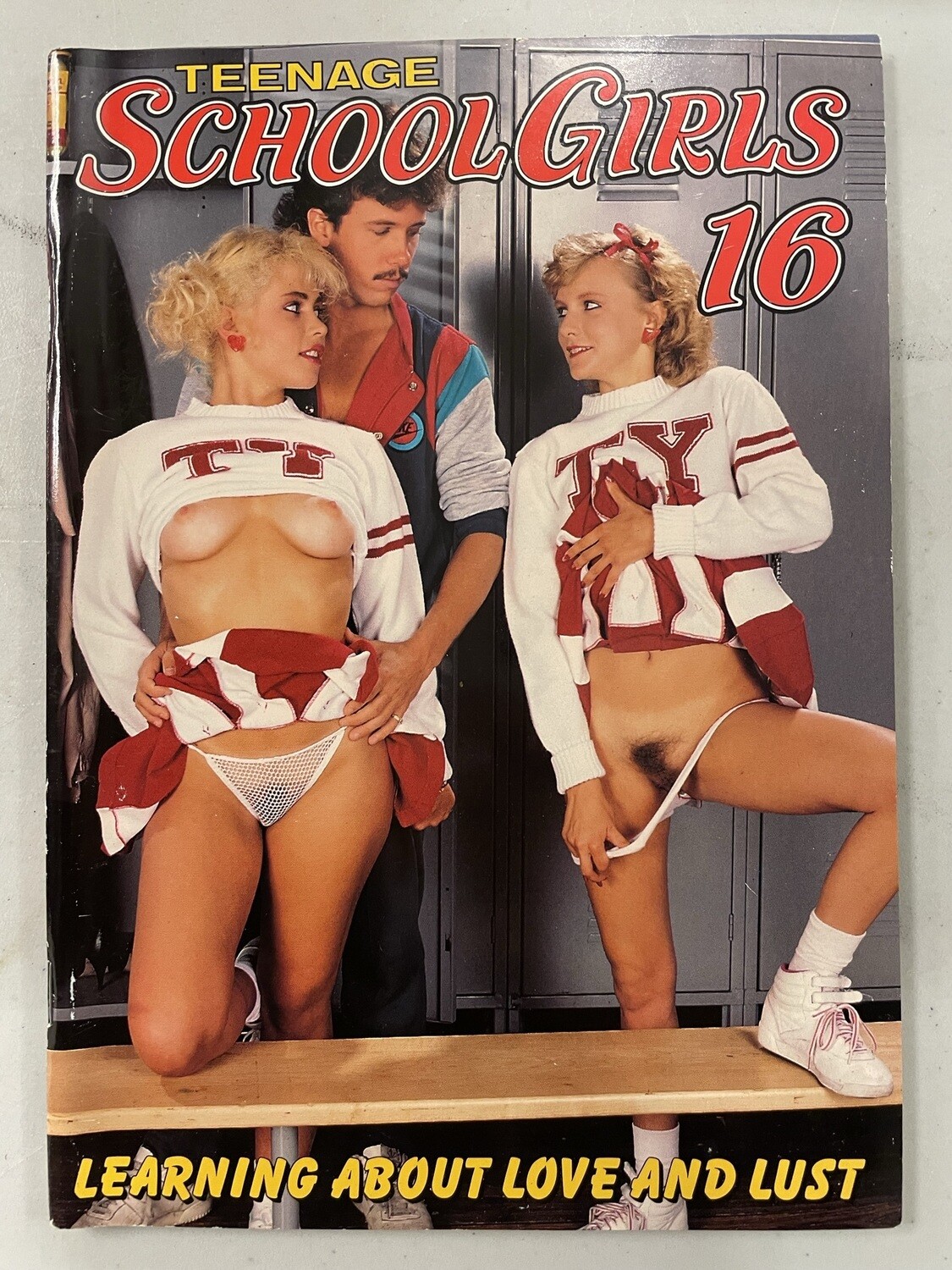 Teenage Schoolgirls 16