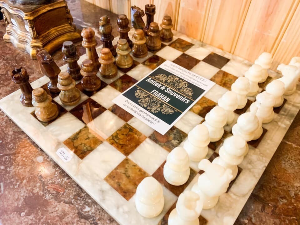 Marmeren Wit / Bruin Schaakbord - Luxe schaakspel - Speciaal Schaakbord.  Perfecte staat !