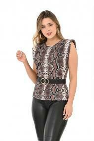 BLUSA CON HOMBRERA