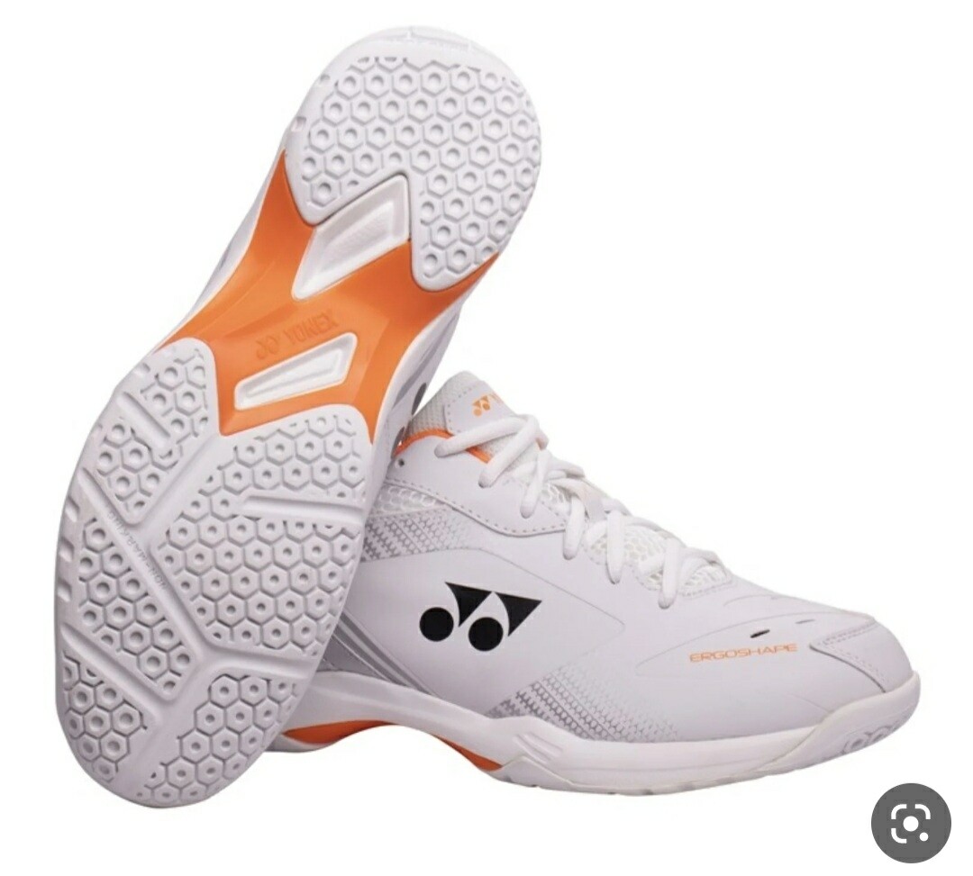 yonex white/orange shose