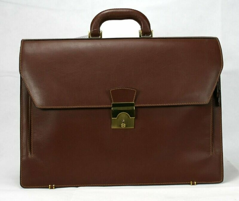 BORSA P.DOC. / PC 3 SCOMARTI +1 IN VITELLO SAFF V670 BORSA P.DOC. / PC 3 SCOMARTI +1 IN VITELLO SAFF V670