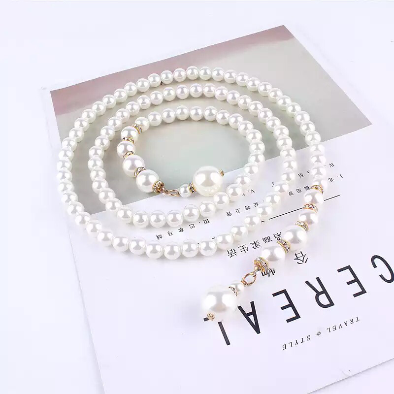 BELT MADE OF PEARLS
