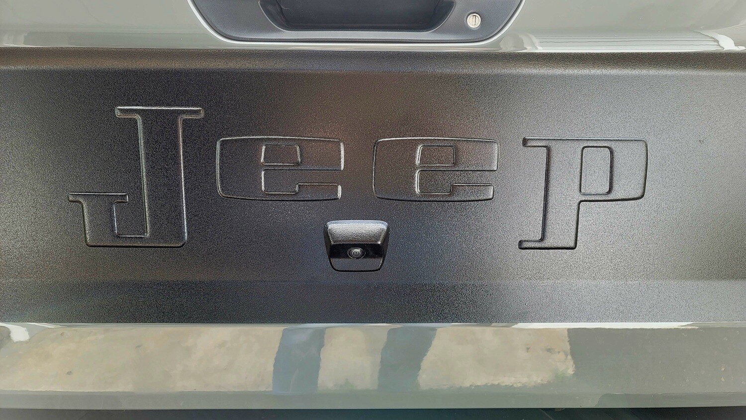 Gladiator Retro Jeep Tailgate Emblem