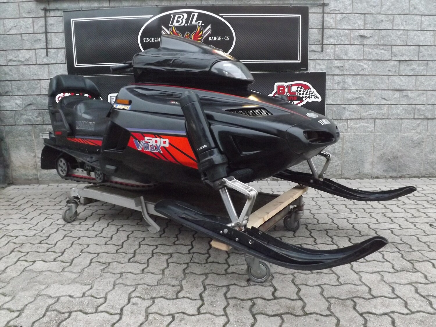MOTOSLITTA YAMAHA V MAX 500 ST