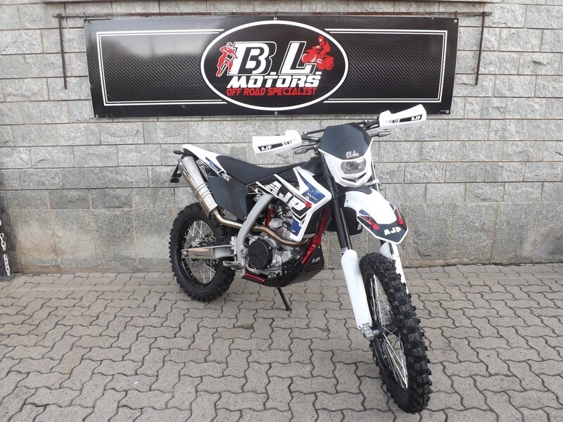 ENDURO AJP SPR 250