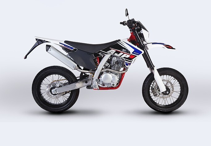 AJP SPR 240 SUPERMOTO