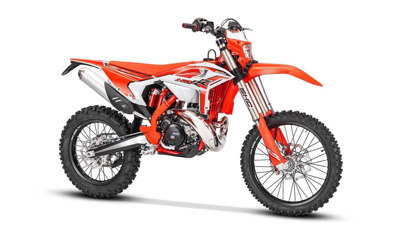 ENDURO BETA RR X-PRO 2T 300 MY 2025