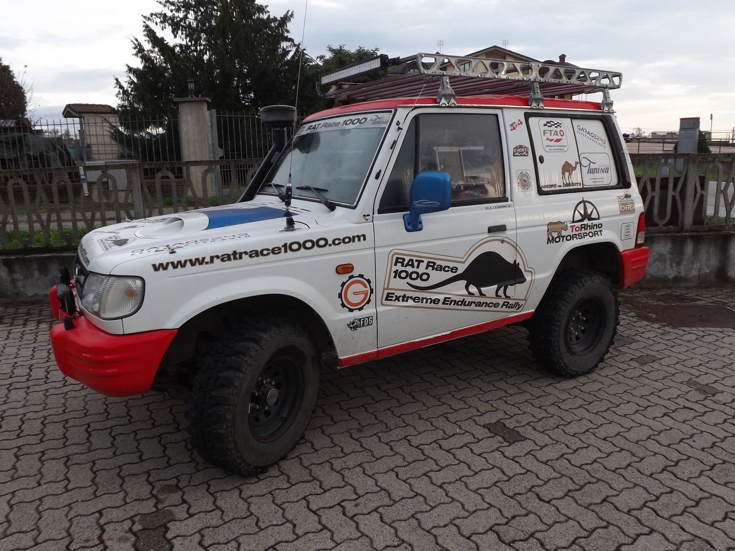 AUTO HYUNDAI GALLOPER II (JK-01) 2.5 TDI - 1998