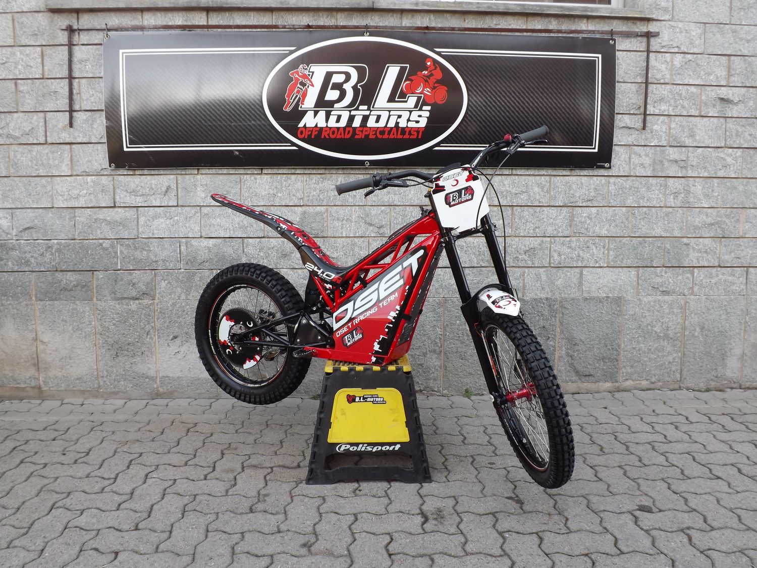 TRIAL OSET 24" R - 2020
