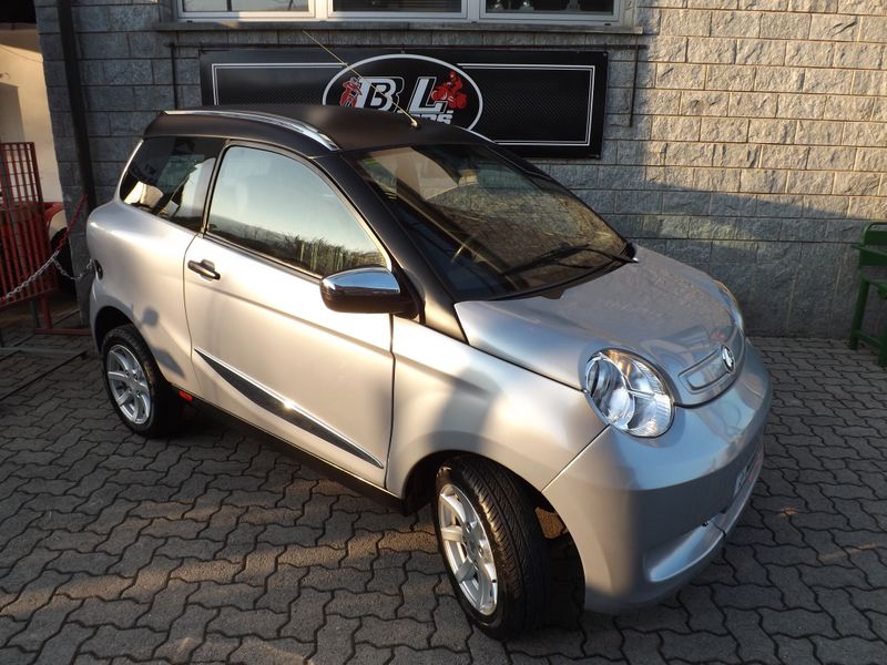 MICROCAR AXIAM MINAUTO CROSS - 2019