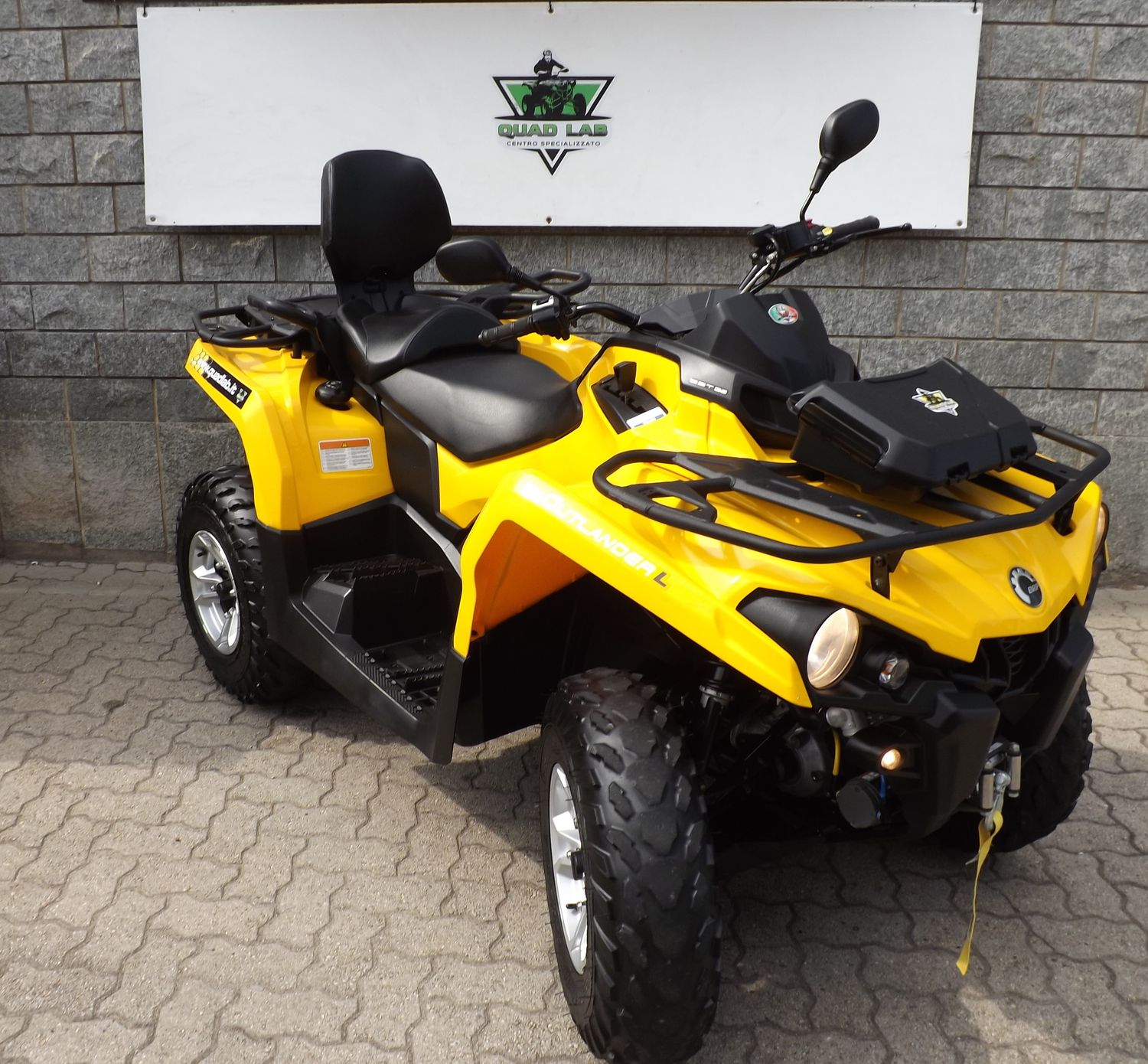 QUAD CAN-AM OUTLANDER SST G2 TWIN i - 2016