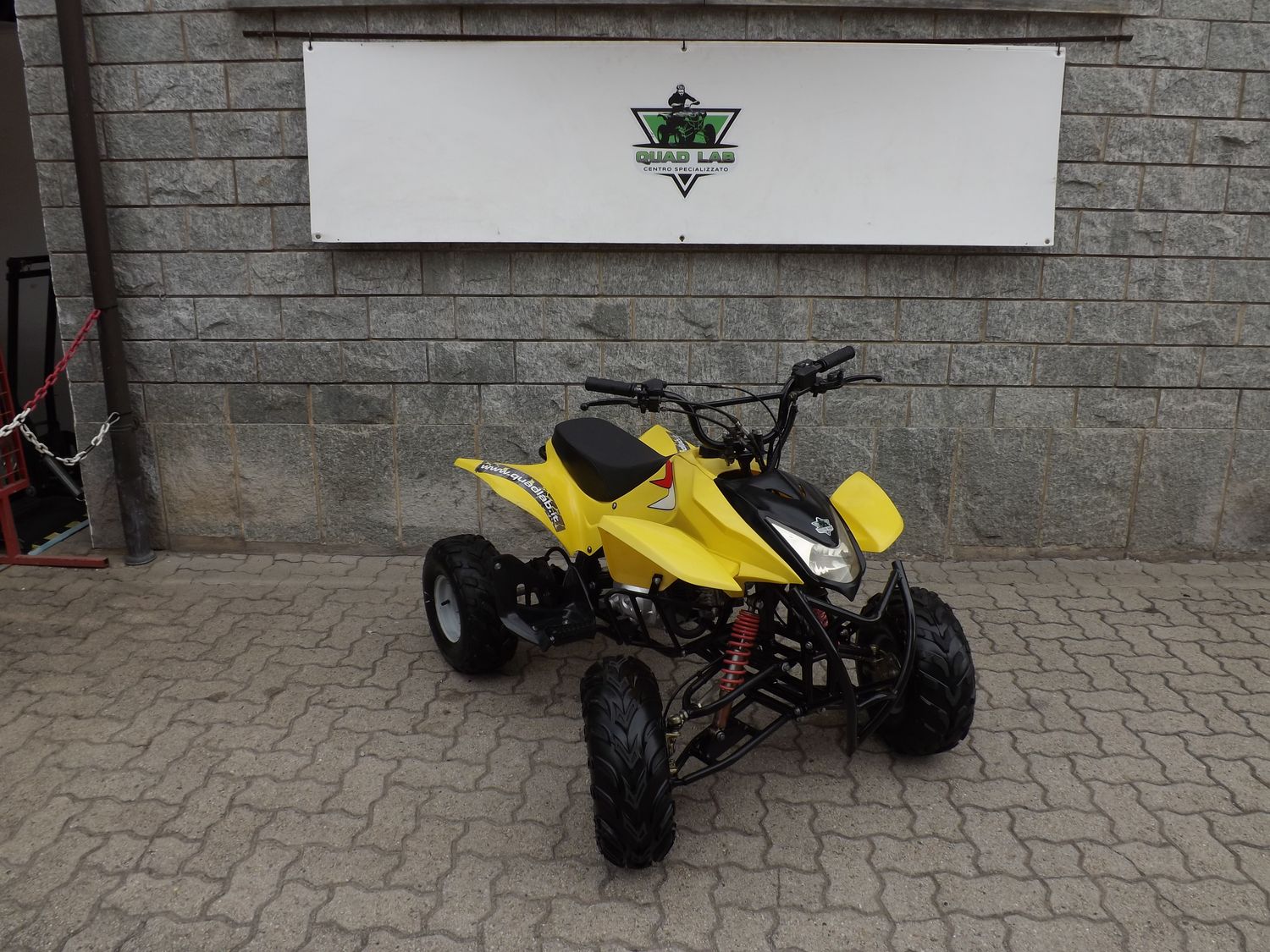 MINI-QUAD QUAD LAB MINI-QUAD QUAD LAB "PV 04" - 2008