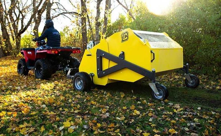 SPAZZATRICE RACCOGLITRICE (B&S 6,5hp)