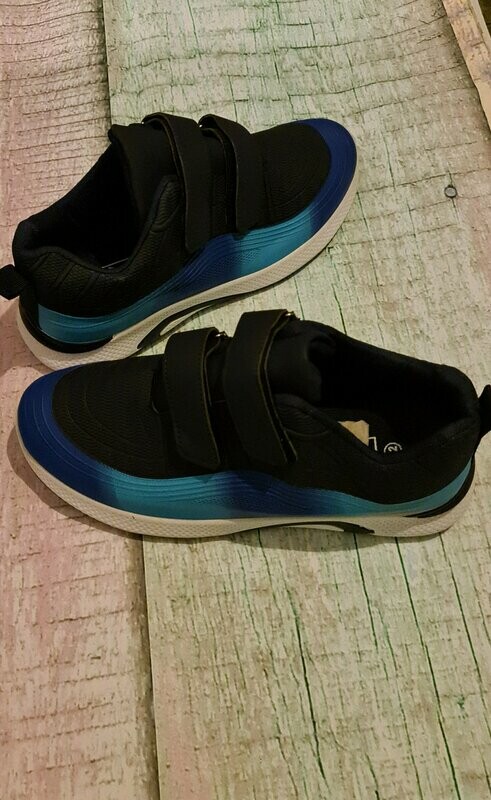 Blauwe heren gympen