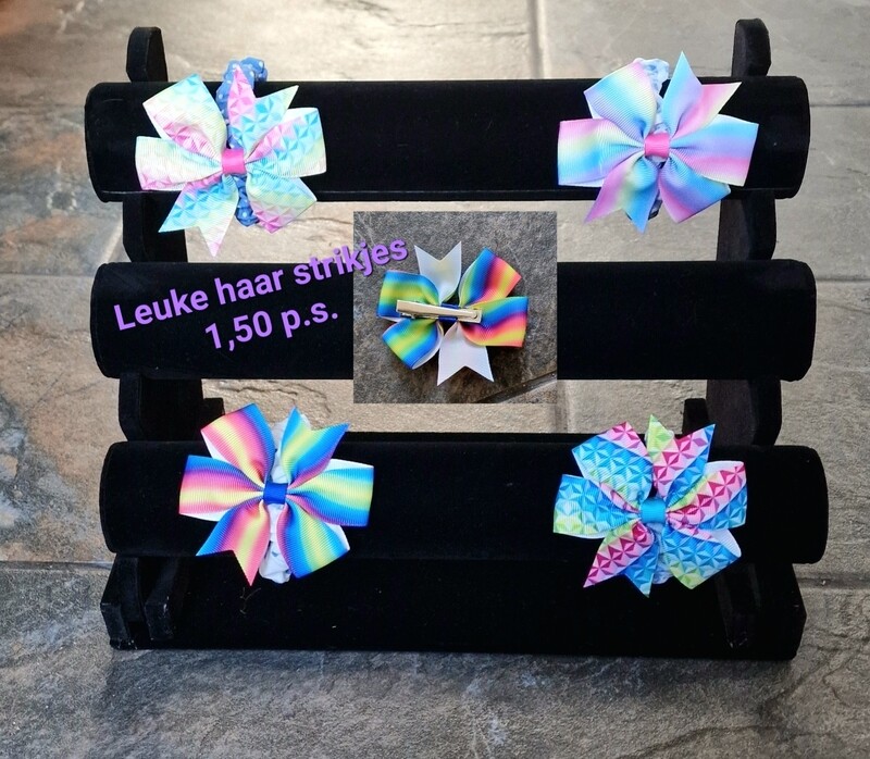 Leuke rainbow haar strik