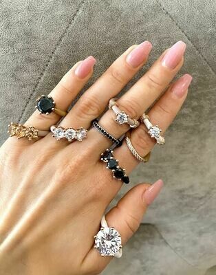 RINGS LE CORONE