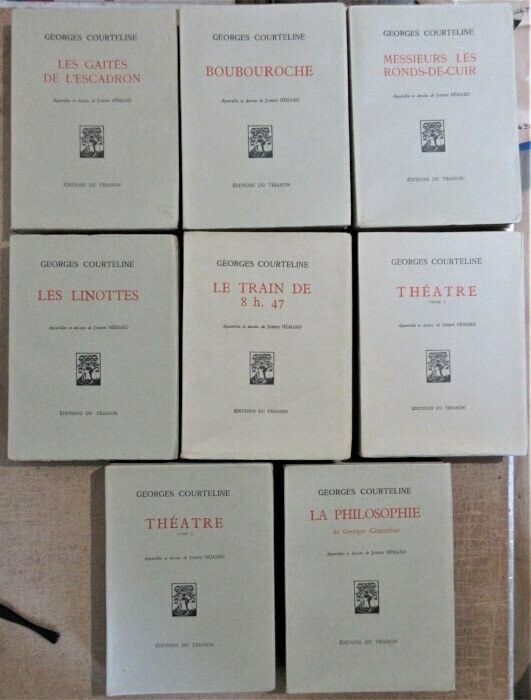 COURTELINE, Georges. Oeuvres Complètes Illustrées de Georges Courteline [Complet des 8 Volumes] : Aquarelles et dessins de Joseph Hémard